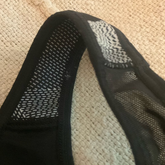 Adidas top - Picture 6 of 6